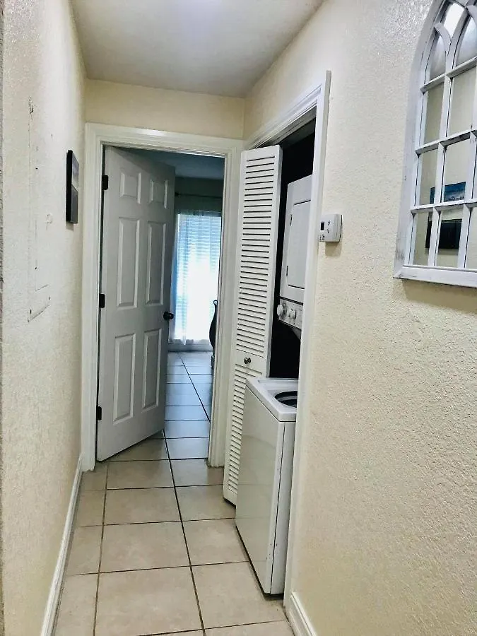 Spacious Close To Siesta Apartment Sarasota