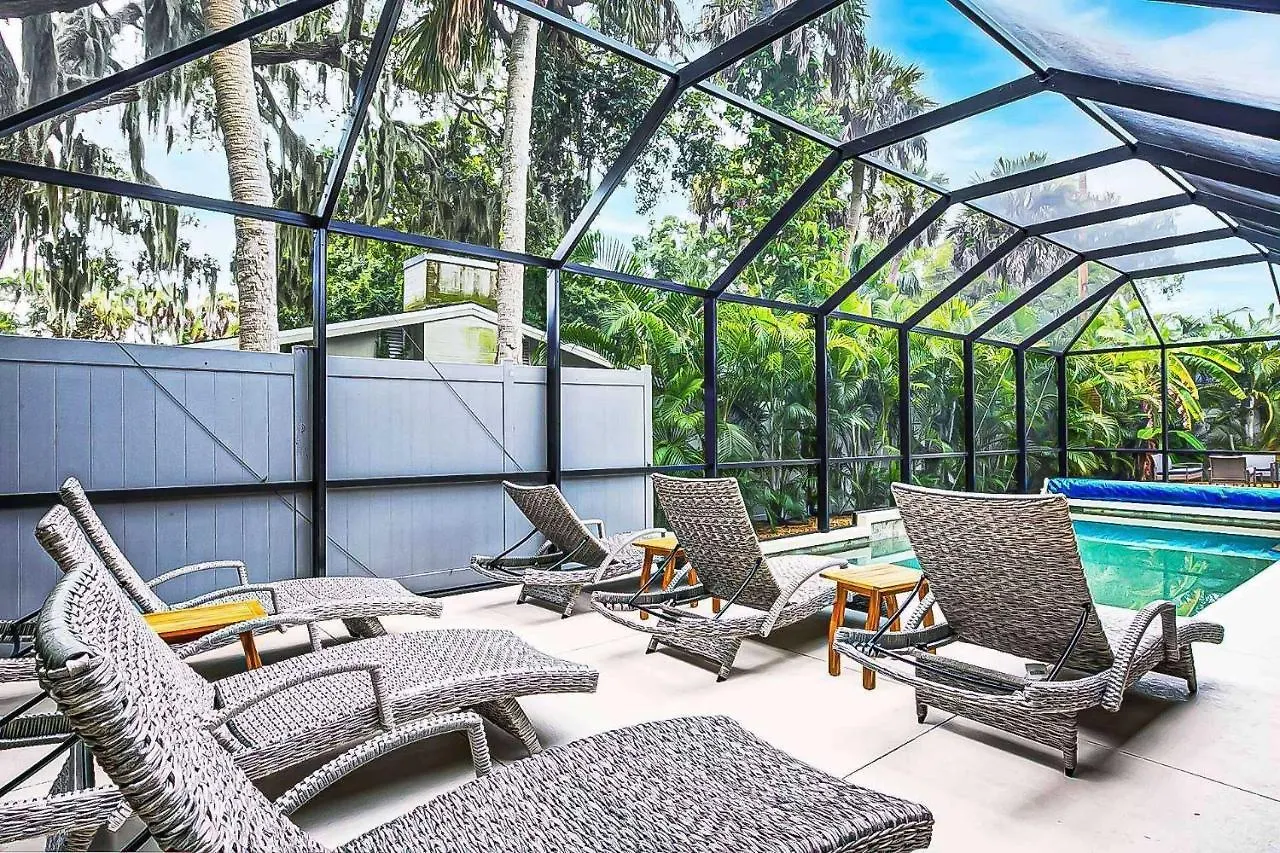 Temporary Sanity Holiday home Sarasota