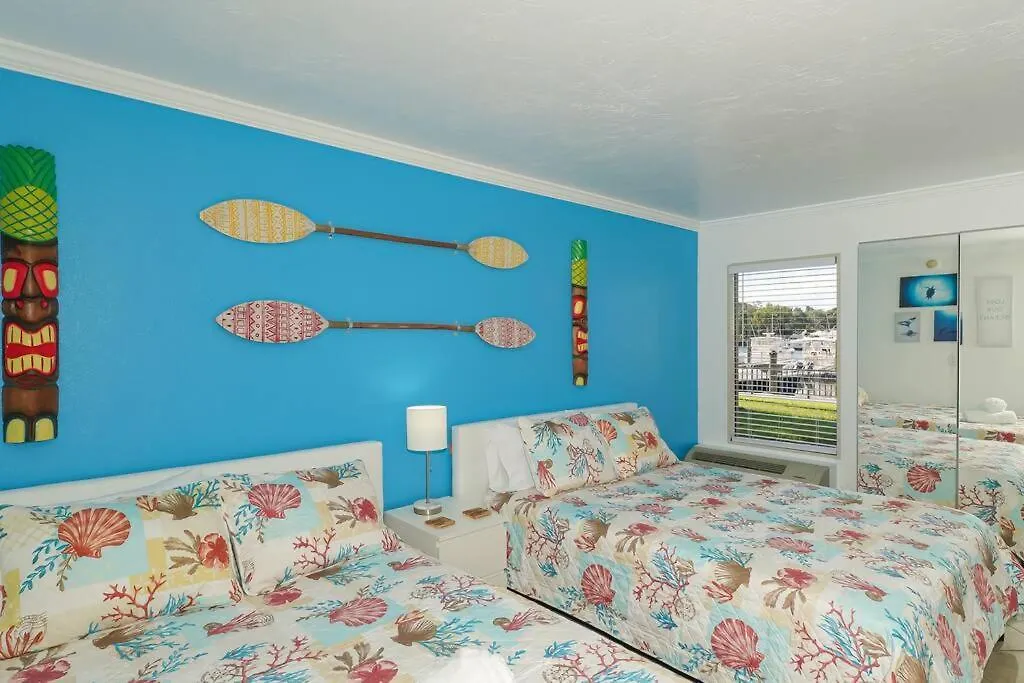 127 - Waterfront, Heated Pool, Huge Tv, Tiki Bar & Grill Apartmán *