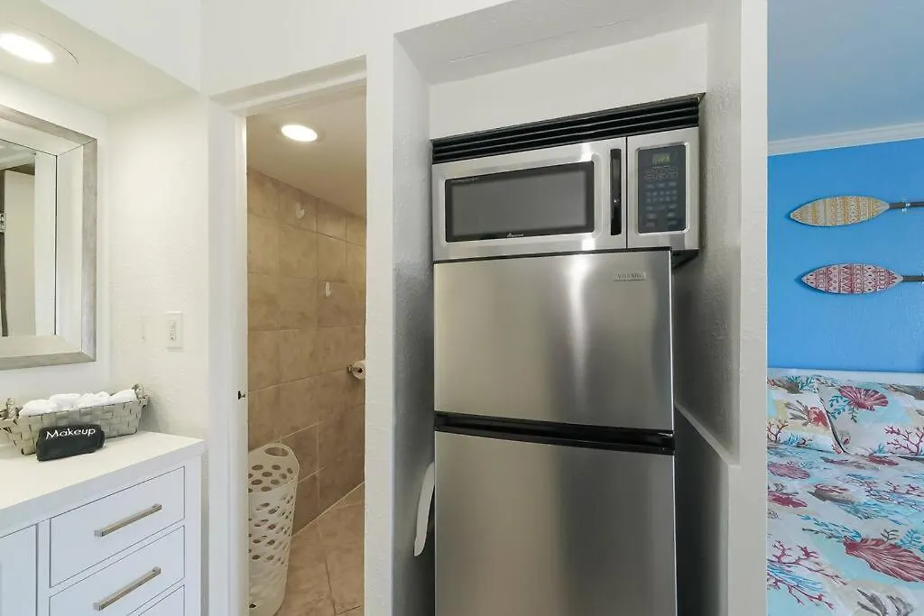 Apartmán 127 - Waterfront, Heated Pool, Huge Tv, Tiki Bar & Grill *