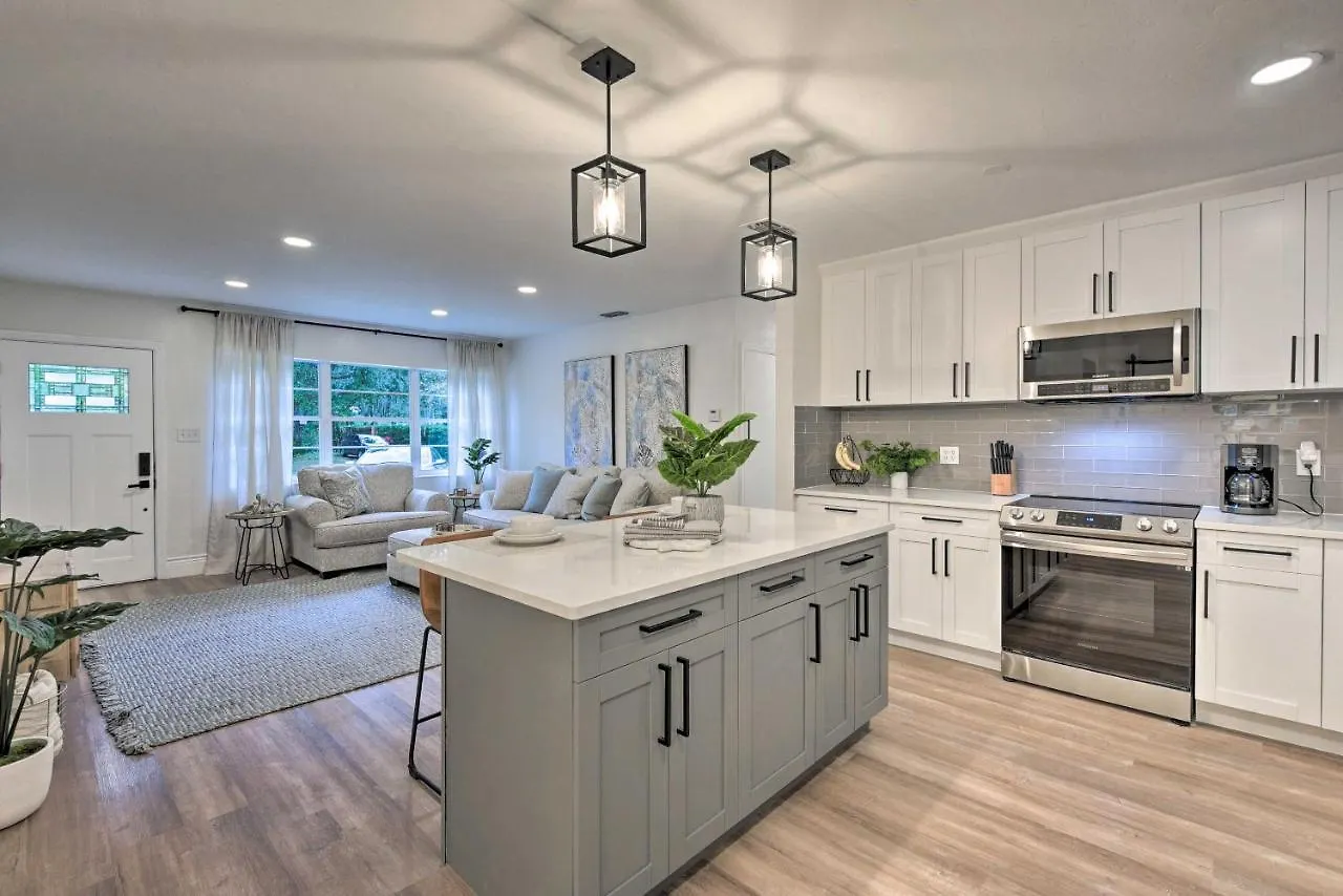 Holiday home The Melrose With Large Private Lanai Sarasota