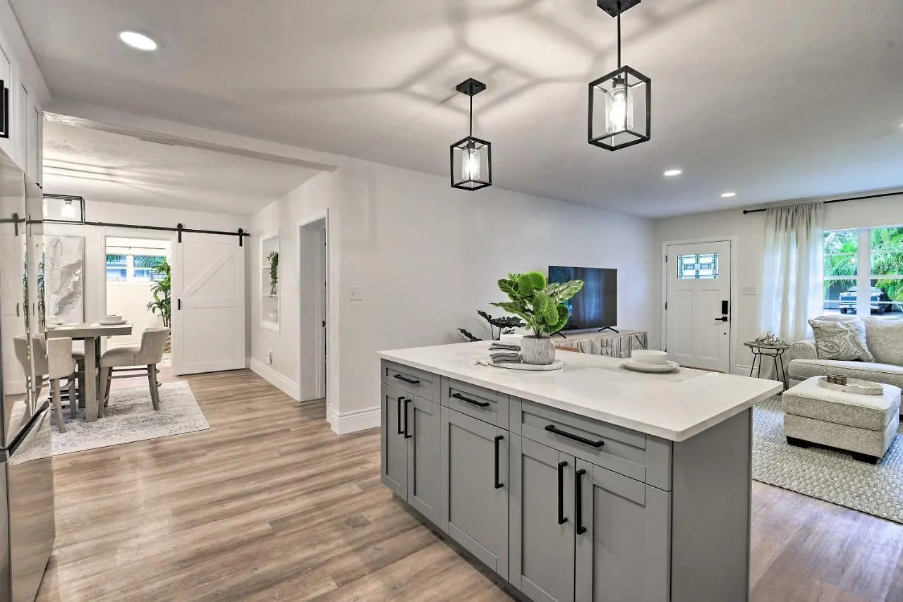 The Melrose With Large Private Lanai Sarasota