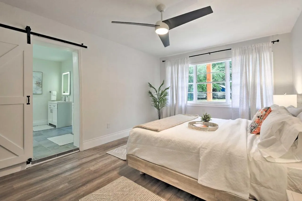 The Melrose With Large Private Lanai Holiday home *
