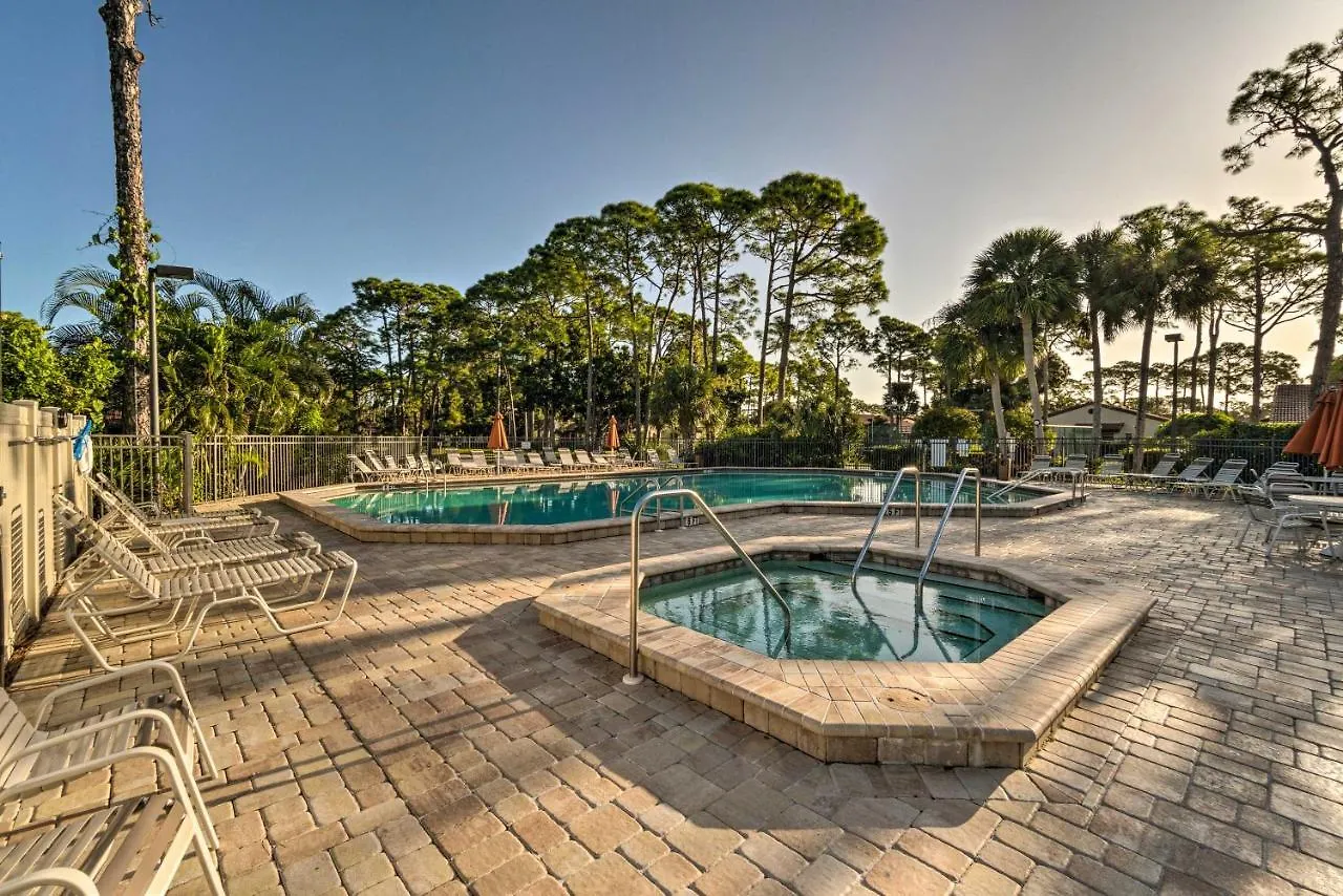 Villa Lanai And Community Pool Access Oasis! Sarasota