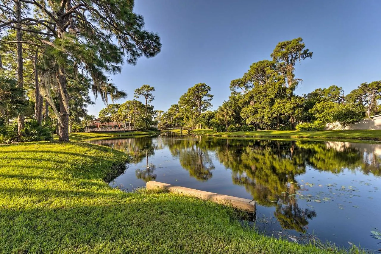 Villa Lanai And Community Pool Access Oasis!
