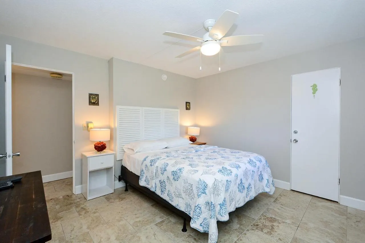 Canal 311 - Right In Siesta Key Village! * Sarasota