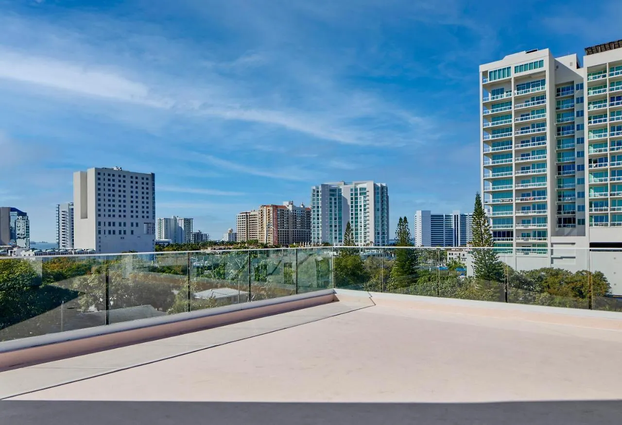 The Modern, A Tribute Portfolio Hotel Sarasota