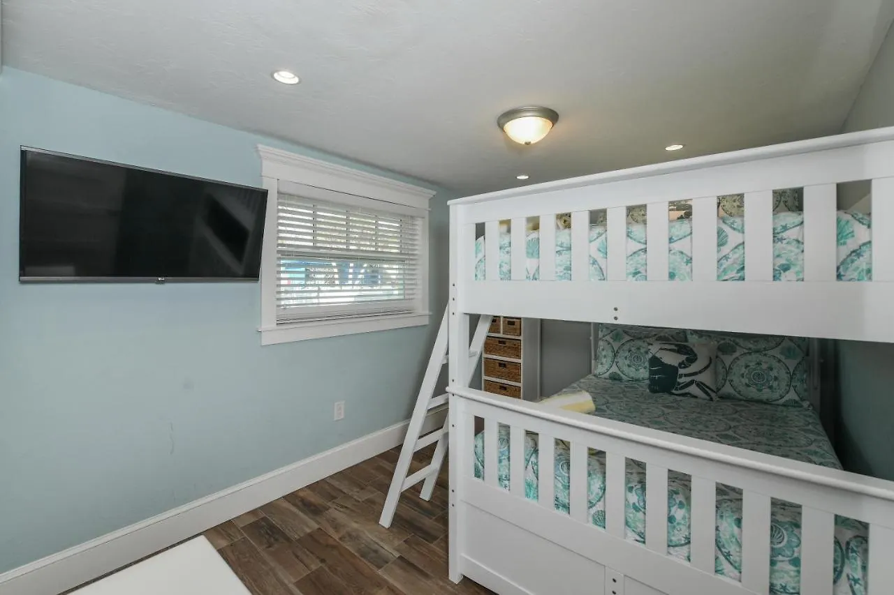 Tropical Breeze 3*