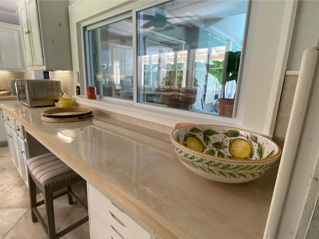 Siesta Key Waterfront Estate W Pool Privacy!
