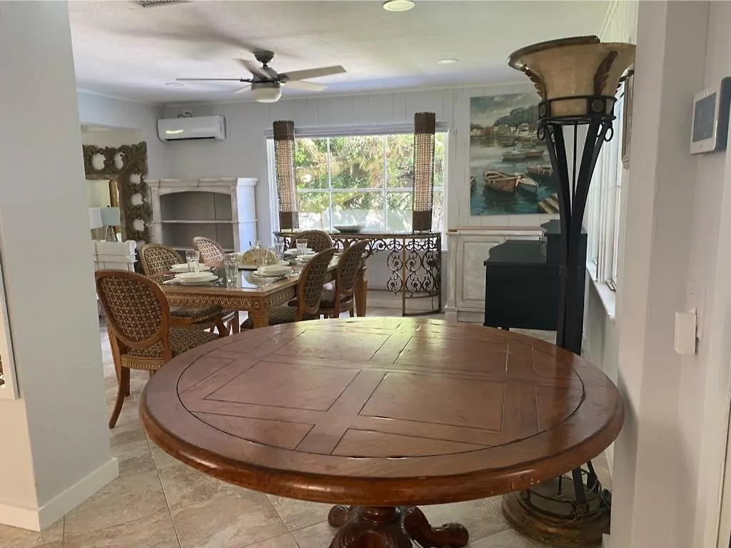 Villa Siesta Key Waterfront Estate W Pool Privacy! Sarasota