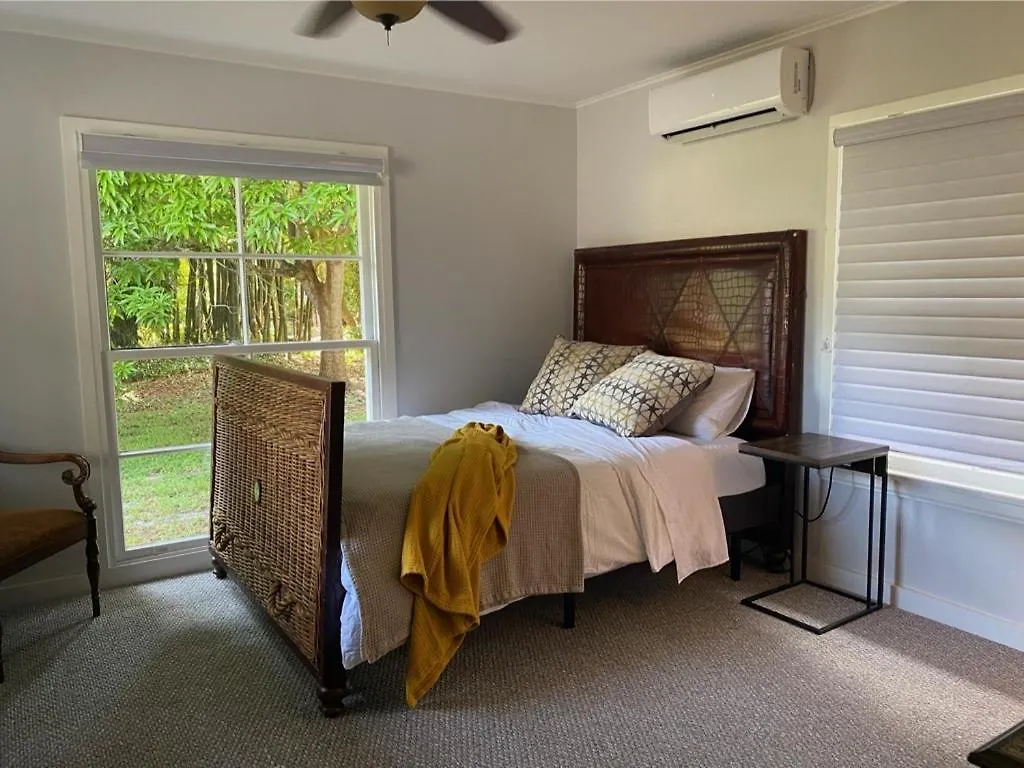 Siesta Key Waterfront Estate W Pool Privacy! Villa