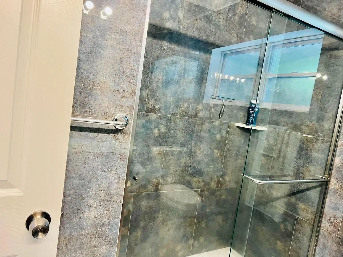 Cute House Near Downtown סרסוטה