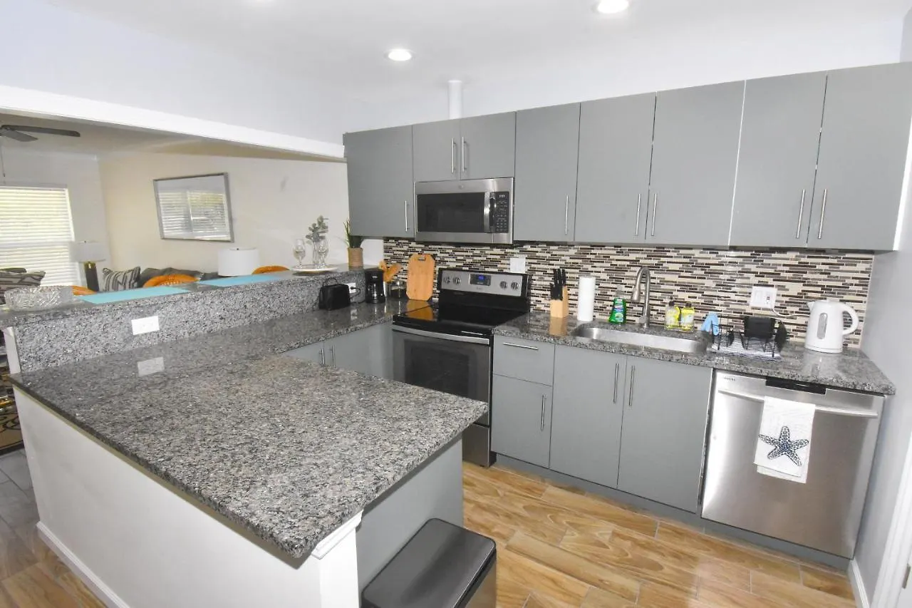 בית נופש Cute House Near Downtown סרסוטה