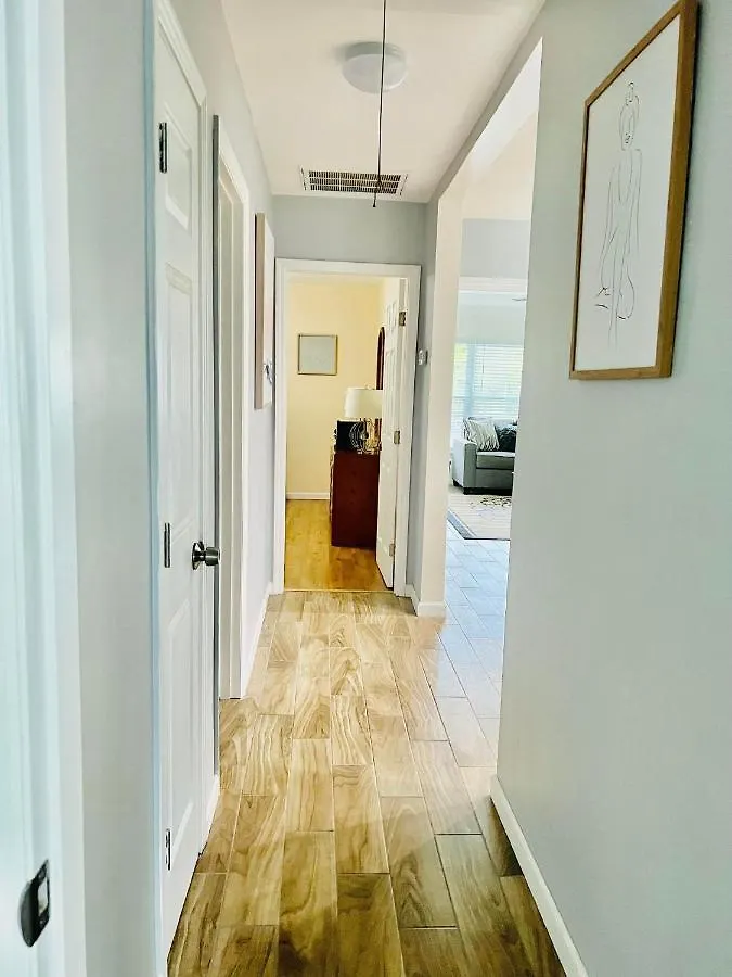 Cute House Near Downtown סרסוטה