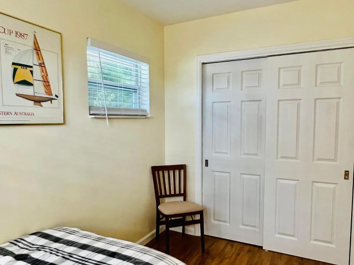 בית נופש Cute House Near Downtown סרסוטה