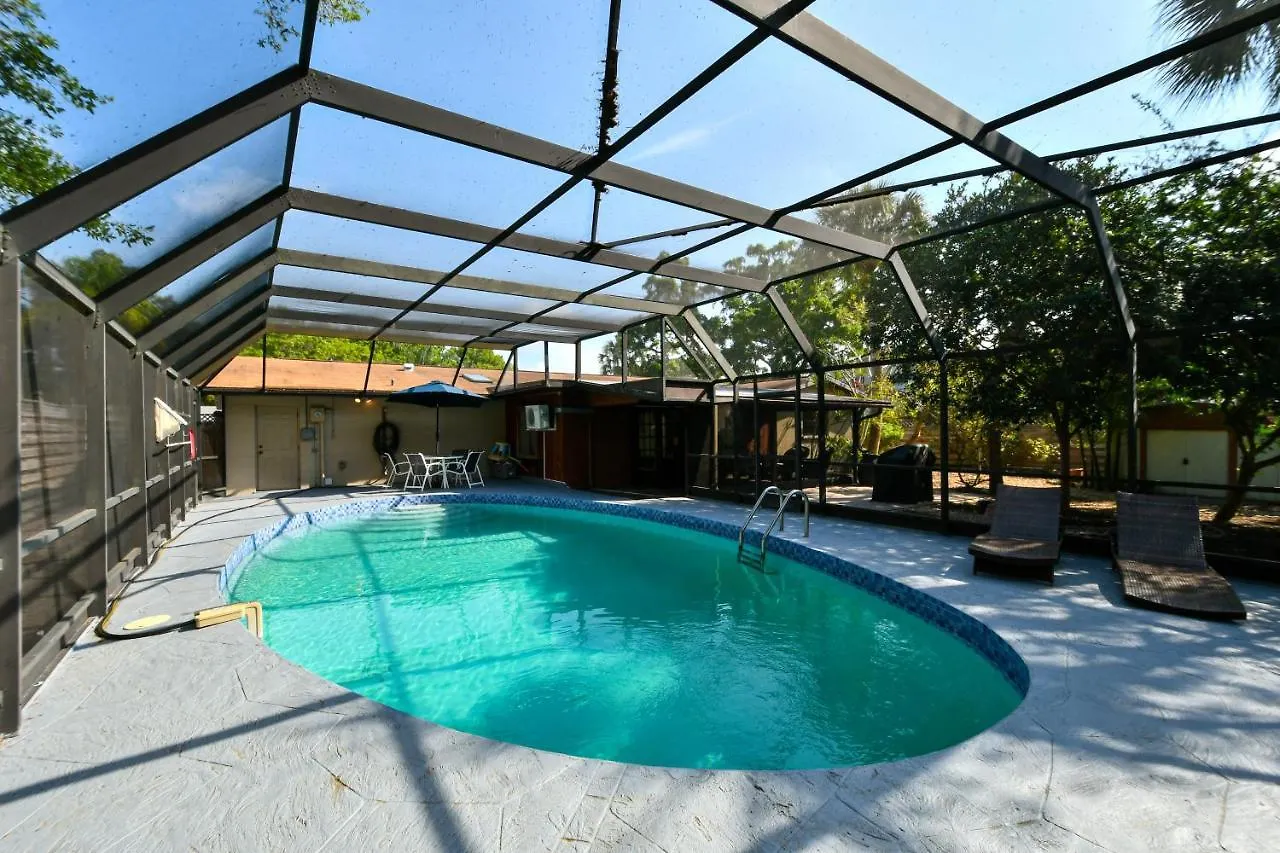 Holiday home Heated Pool - Very Close To Siesta Beach, Restaurants & Shops! *