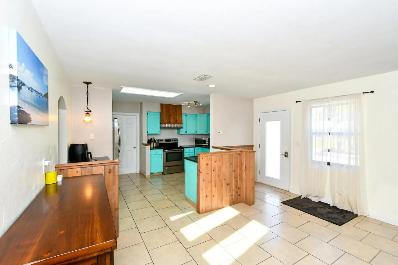 Heated Pool - Very Close To Siesta Beach, Restaurants & Shops! Sarasota