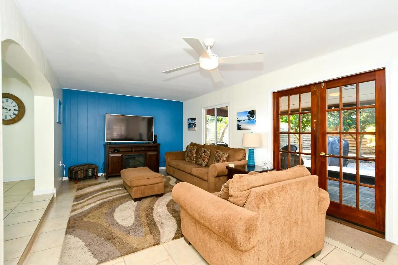 Heated Pool - Very Close To Siesta Beach, Restaurants & Shops! Sarasota