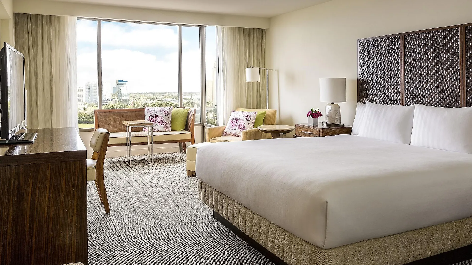 Hyatt Regency Hotel 4*