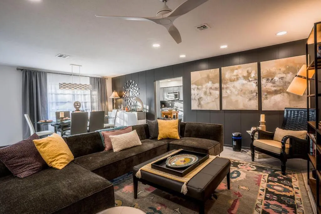 Cosmopolitan Suite, Centrally Located To Downtown And The Beach. Apartment Sarasota