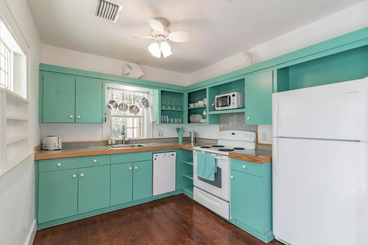 Holiday home Sarasota, Fl - Bright & Breezy Coastal Vibes - 10 Mins To White Beaches