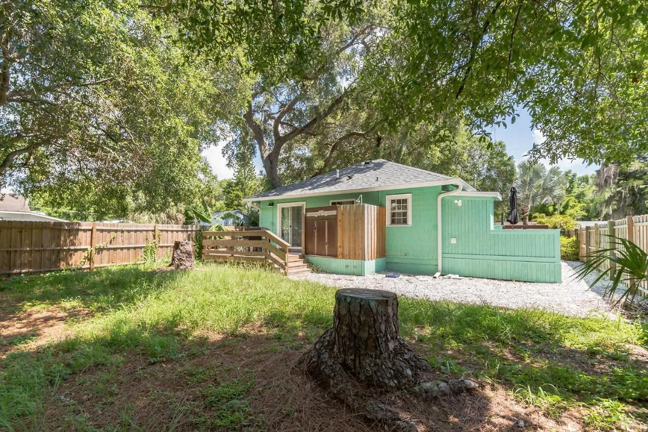 Sarasota, Fl - Bright & Breezy Coastal Vibes - 10 Mins To White Beaches Holiday home *