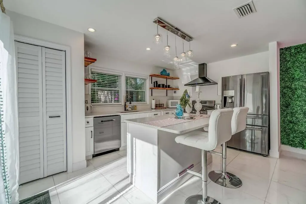Casa Stellata Downtown 3 Blocks To Bay Holiday home