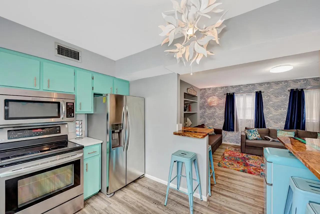 Mermaid House With Pool Jacuzzi Steps To Siesta Key Holiday home Sarasota