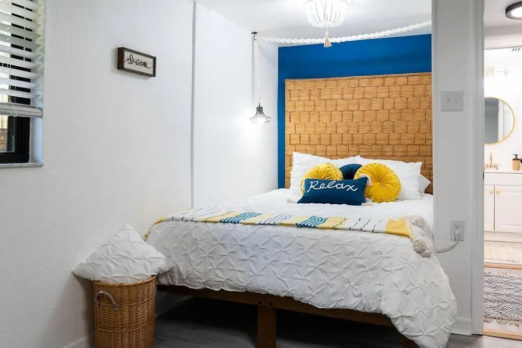 Welcome To The Bray Escape 4 Miles To Siesta Key Holiday home