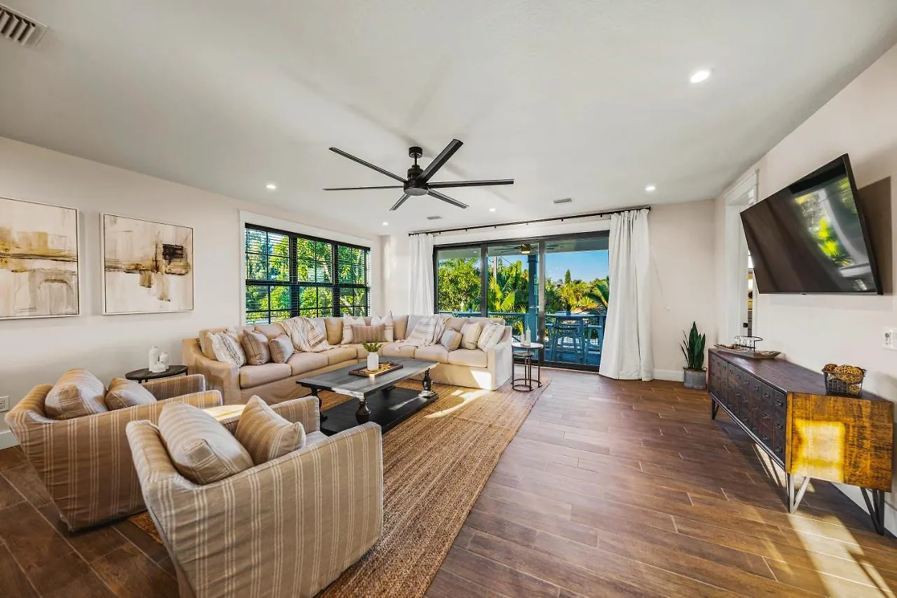 Crescent House Sarasota