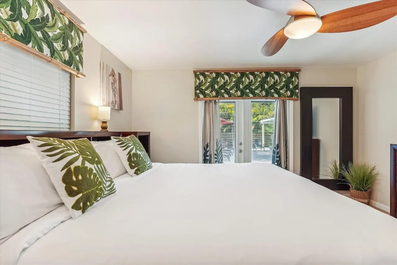 Holiday home Sapphire Shores - W/ Heated Pool And Backyard Oasis *