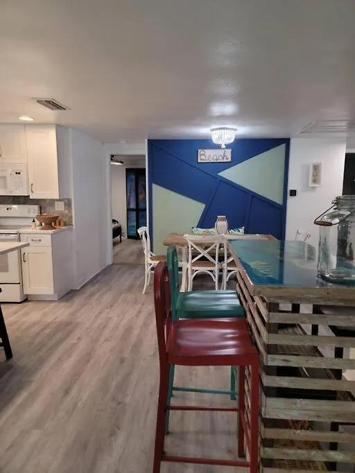 Holiday home Welcome To The Bray Escape 4 Miles To Siesta Key