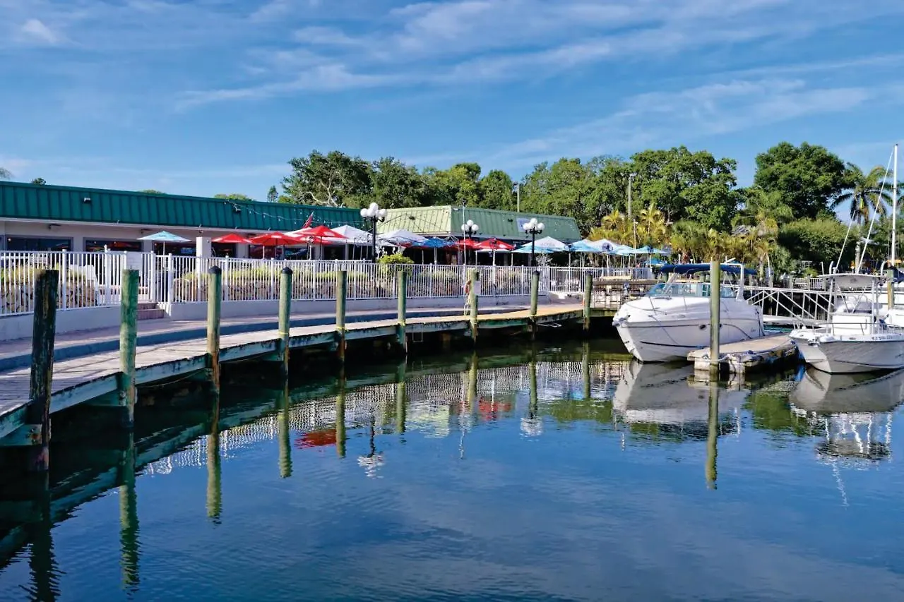Aparthotel Getaway At The Marina Sarasota