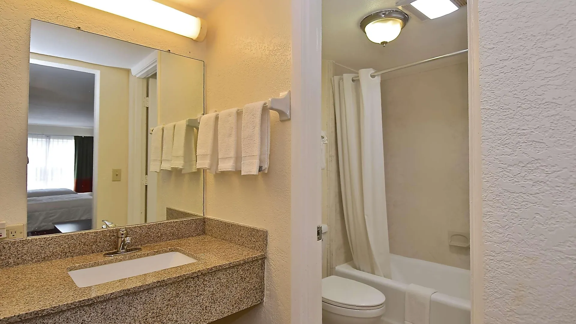 Surestay By Western Lido Hotel Sarasota