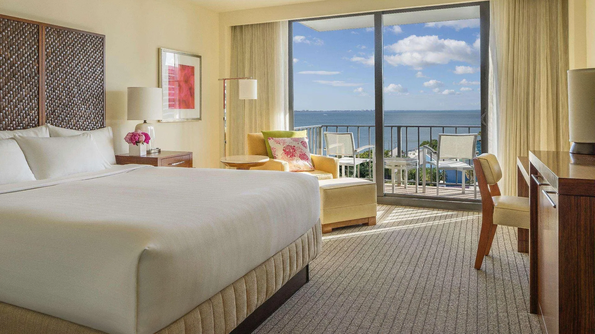 Hyatt Regency Hotel 4*