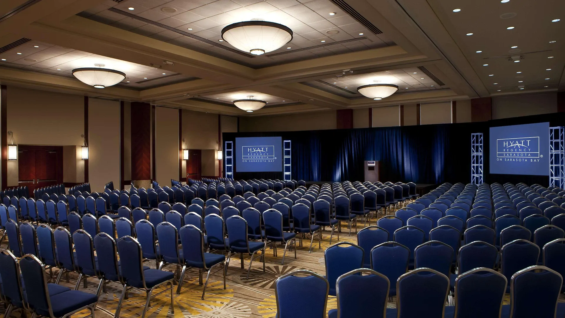 Hyatt Regency Hotel 4*