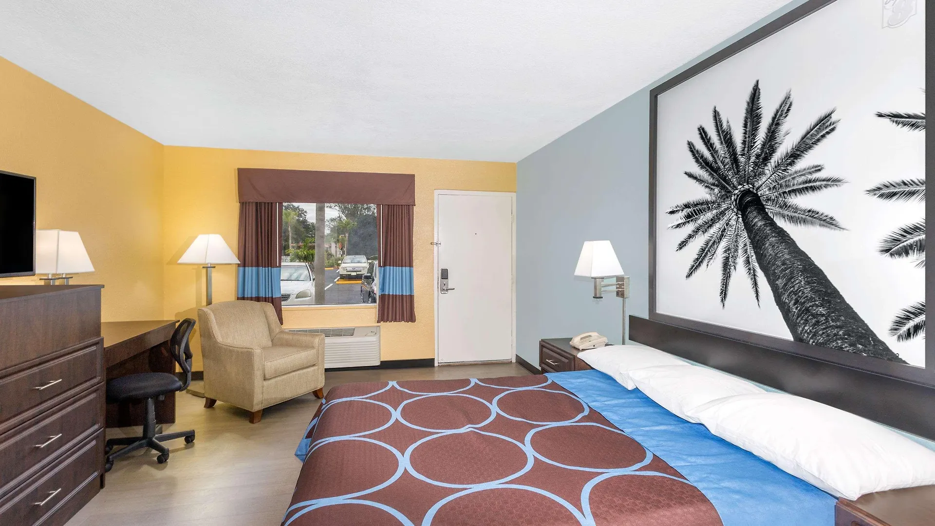 Motel Super 8 By Wyndham Sarasota Near Siesta Key