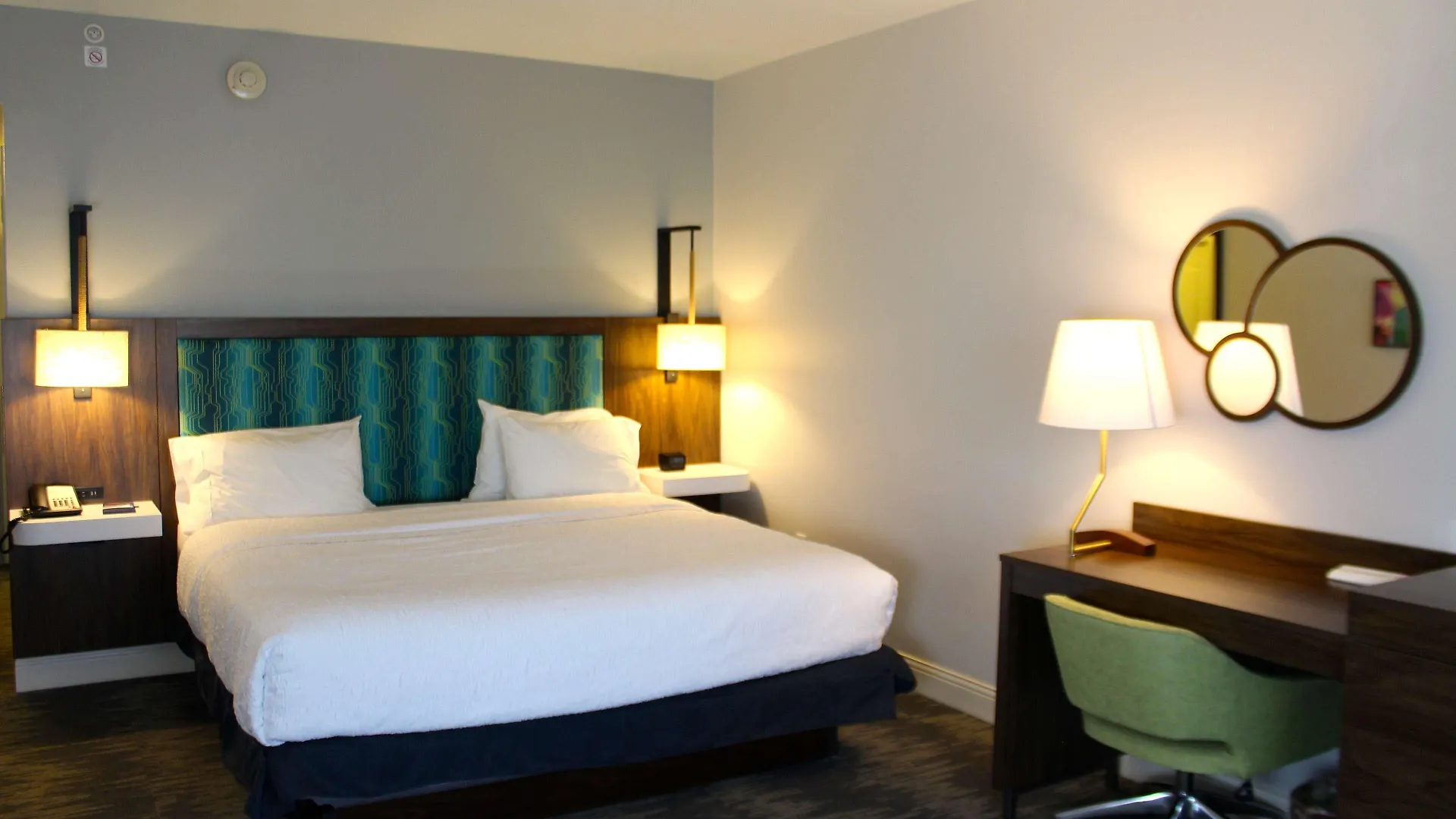 Hampton & / Bradenton - Airport Hotel Sarasota