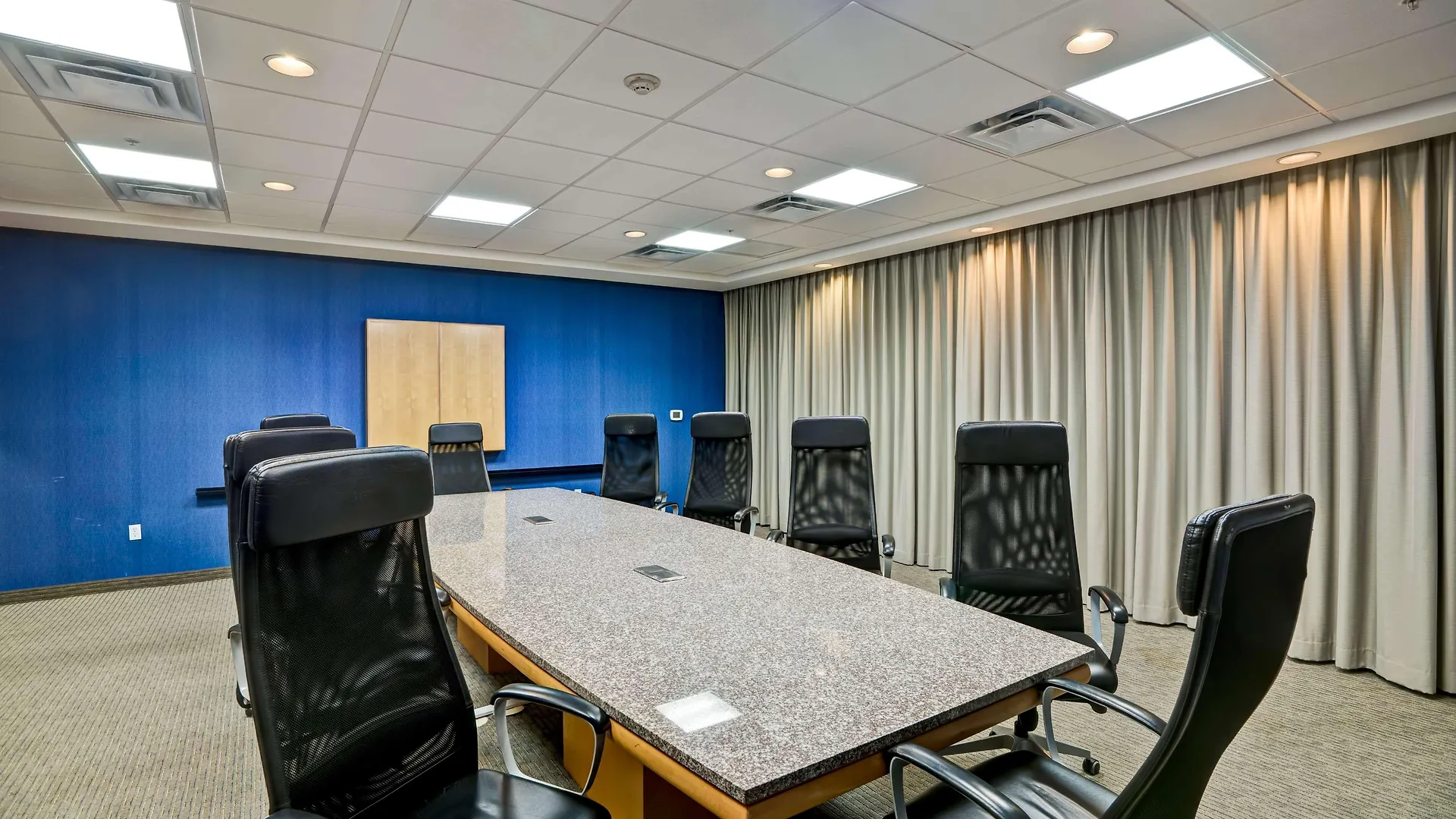 Hampton & / Bradenton - Airport Hotel