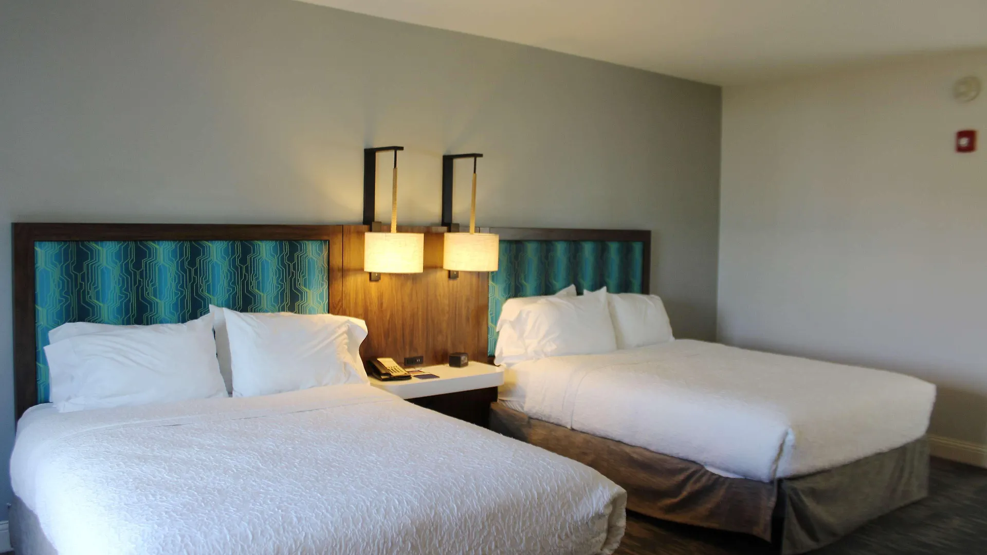 Hampton & / Bradenton - Airport 3*