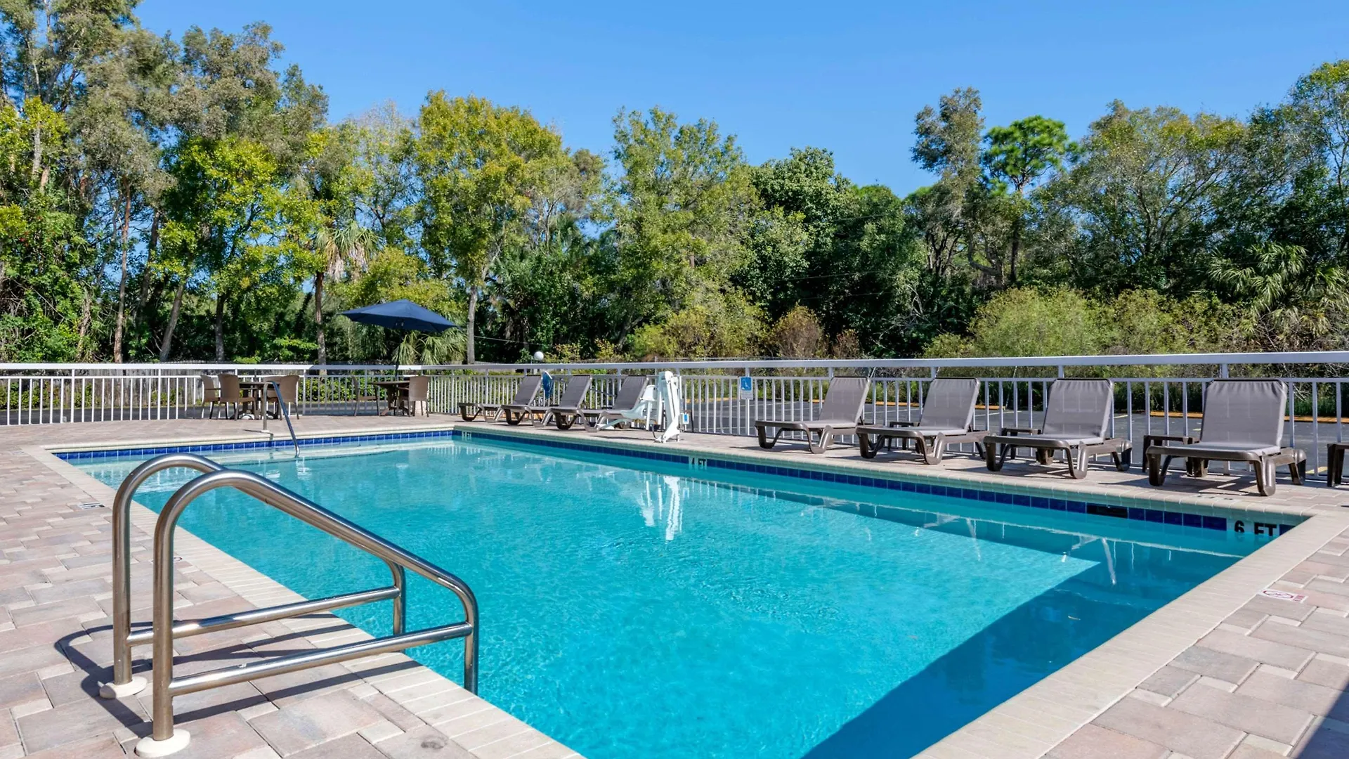 Penzion Quality North Near Lido Key