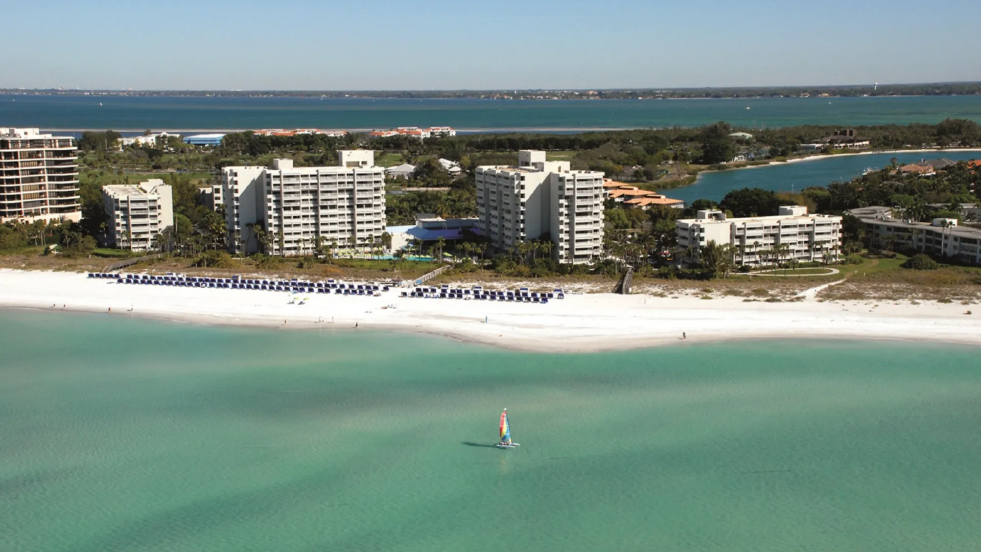 At Club 4* Longboat Key