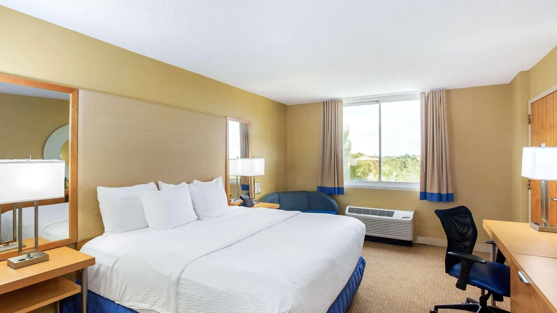 La Quinta By Wyndham Downtown 3* Sarasota