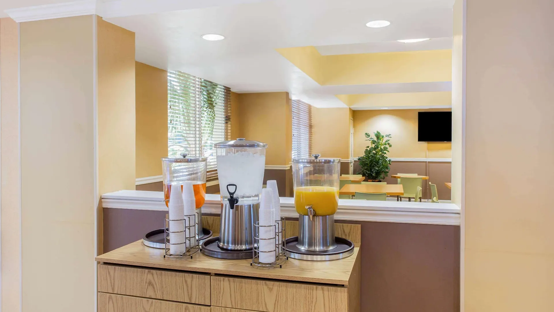 Hotel La Quinta By Wyndham Downtown