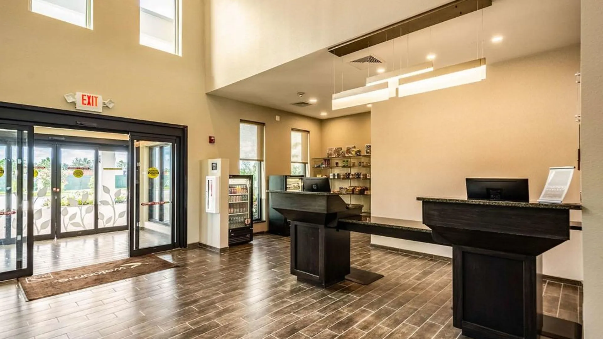 Hotel Magnolia Pointe; Bw Signature Collection Fruitville
