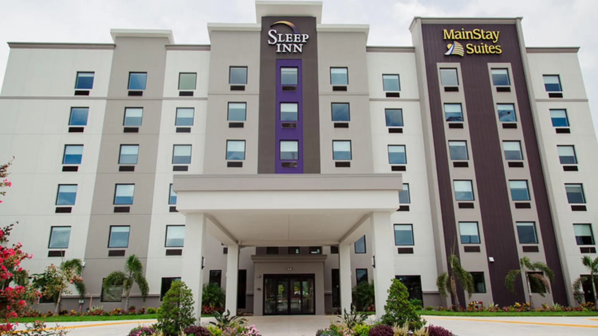 Hotel Magnolia Pointe; Bw Signature Collection Fruitville