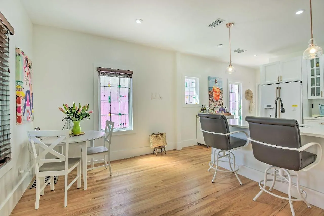 Holiday home In Historic District With Patio! *