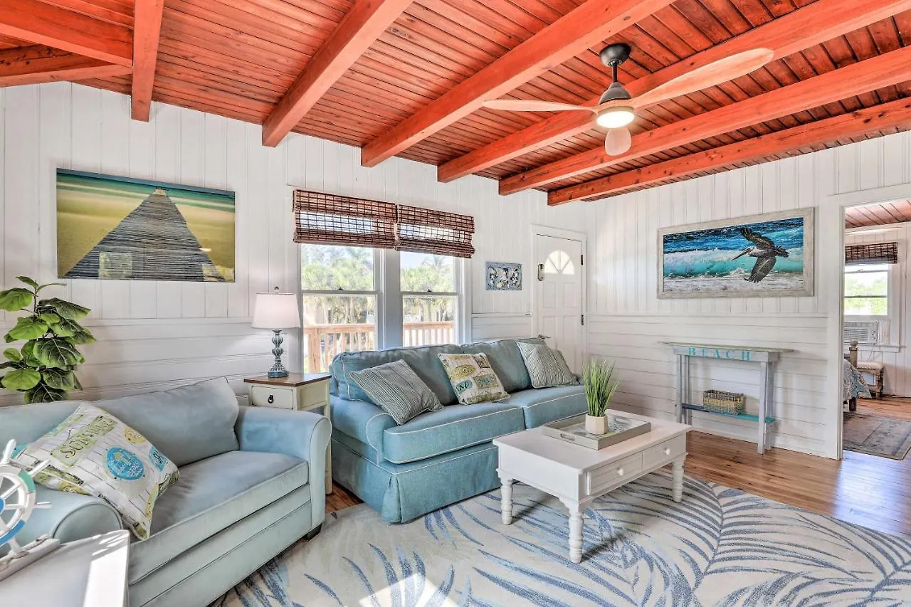 Siesta Key Village Less Than Half Mi To Beach! Holiday home