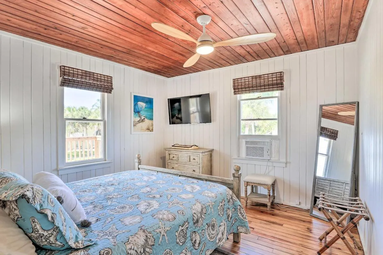 Holiday home Siesta Key Village Less Than Half Mi To Beach! Sarasota
