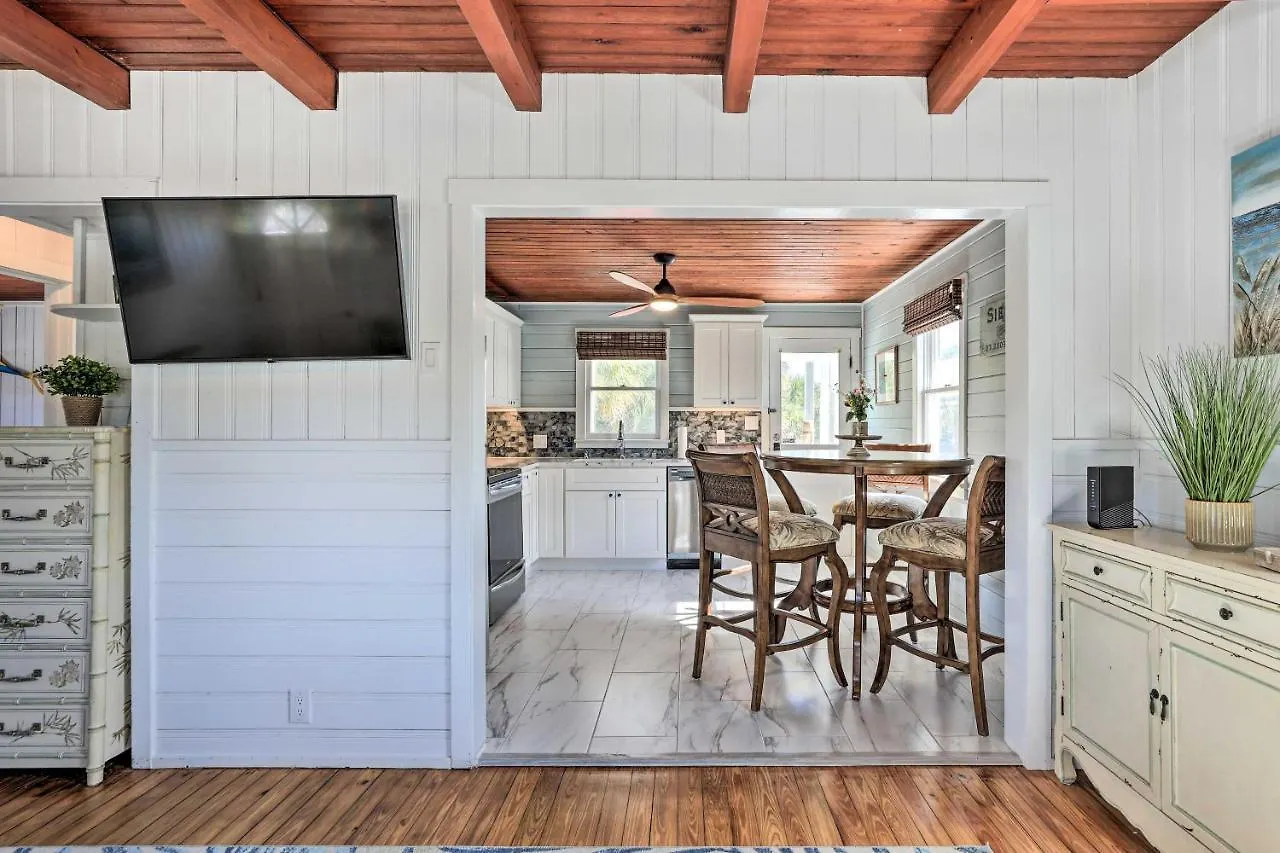 Holiday home Siesta Key Village Less Than Half Mi To Beach! *